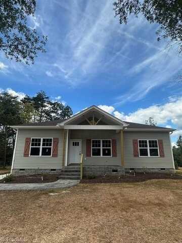 1927 South Avenue, Eden, NC 27288