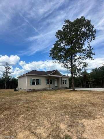 1927 South Avenue, Eden, NC 27288