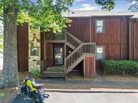 102 Aspen Court, Winston Salem, NC 27106