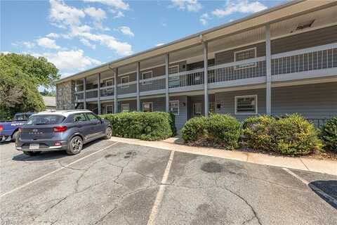2912 Ramsgate Court, Winston Salem, NC 27106