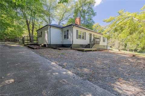 2370 Clemmonsville Road, Winston Salem, NC 27127