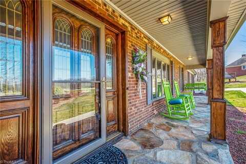 3605 Nc 268, Siloam, NC 27047