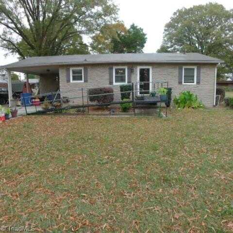 499 Raymond Street, Mocksville, NC 27028