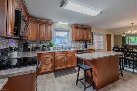 5446 Siloam Road, Siloam, NC 27047