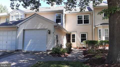 7 TOWPATH, PRINCETON, NJ 08540