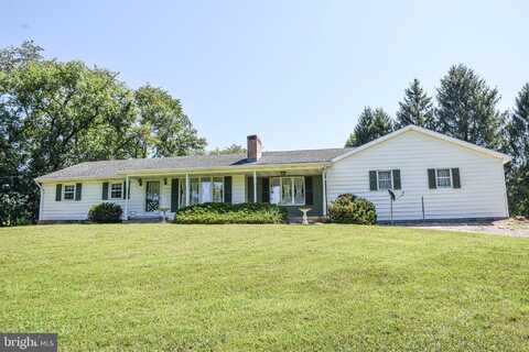 13390 BACK CREEK ROAD, HEDGESVILLE, WV 25427