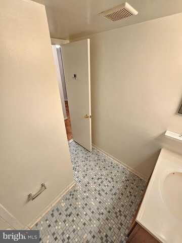 876 QUINCE ORCHARD BOULEVARD, GAITHERSBURG, MD 20878