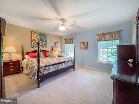 45 AUTUMN DRIVE, NEWTOWN, PA 18940