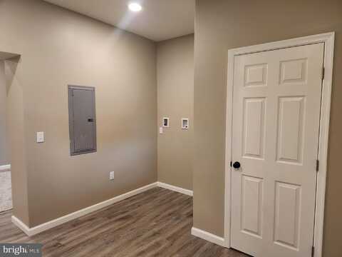 12 W MARKET STREET, MYERSTOWN, PA 17067