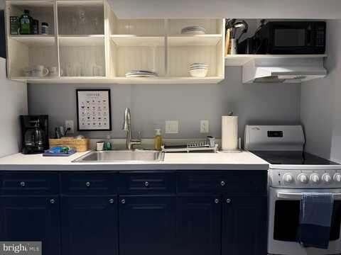 138 CAMBRIDGE ROAD, ALEXANDRIA, VA 22314
