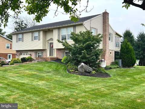 2402 MOUNT PLEASANT ROAD, MOUNT JOY, PA 17552