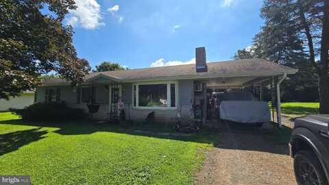142 N STONE ROAD, MILLERSBURG, PA 17061