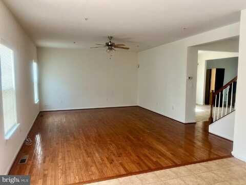 6109 HARRINGTON STREET, CAPITOL HEIGHTS, MD 20743