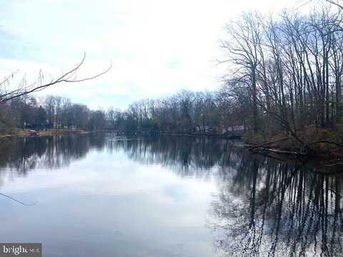 36 BRIDGE DRIVE, Turnersville, NJ 08012