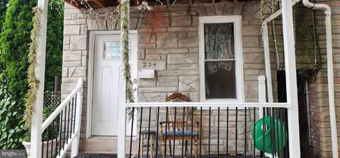234 ORANGE STREET, READING, PA 19602