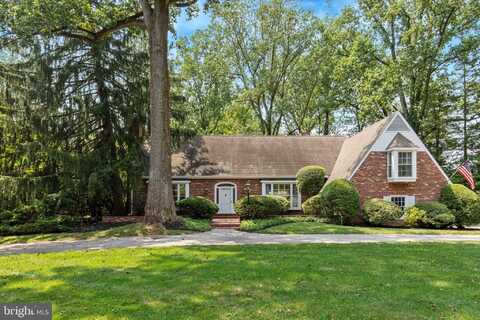 822 GREAT SPRINGS ROAD, BRYN MAWR, PA 19010