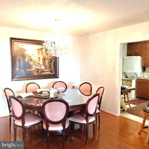 1800 OLD MEADOW ROAD, MCLEAN, VA 22102