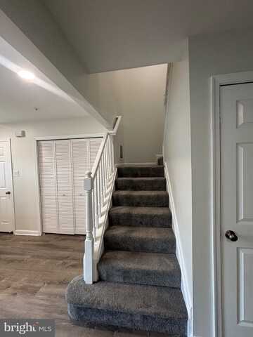 863 ENGLISH CHESTNUT COURT, LANDOVER, MD 20785