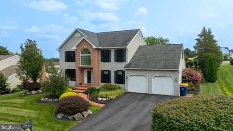 521 MARTINS ROAD, READING, PA 19608