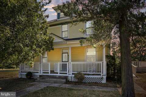 1048 FAIRVIEW DRIVE, BERKELEY SPRINGS, WV 25411