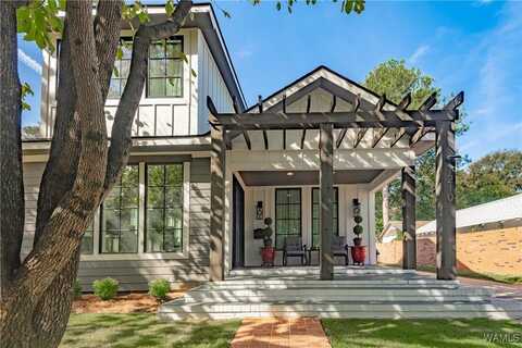 1210 Oakwood Avenue, Tuscaloosa, AL 35401