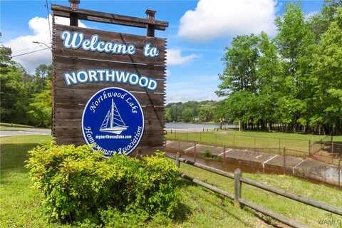 4713 Northwood Lake Drive E, Northport, AL 35473