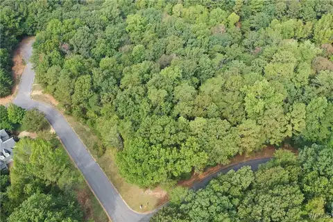 7806 Commodore Drive NE, Tuscaloosa, AL 35406