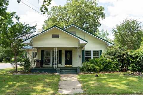 303 4th Street NE, Fayette, AL 35555