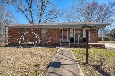 402 3rd Avenue SE, Reform, AL 35481