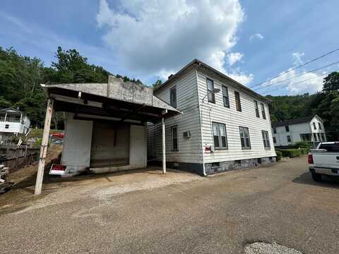 76 Roosevelt Avenue, Benwood, WV 26031