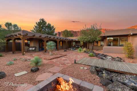 1068 Shonto Ridge DR, Ivins, UT 84738