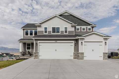 495 N 900 E, Hyde Park, UT 84318