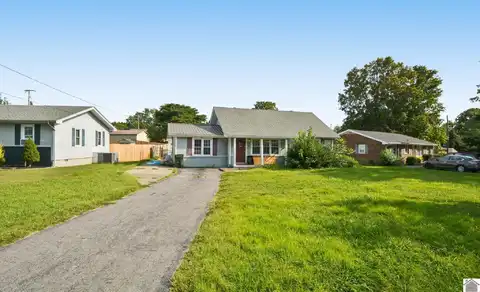 3027 Chippewa Dr, Hopkinsville, KY 42240
