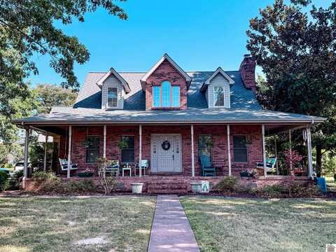2106 Creekwood Drive, Murray, KY 42071