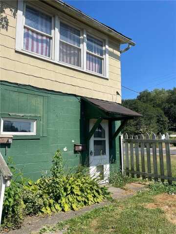 221 N Liberty St, Mahoning Twp, PA 16102