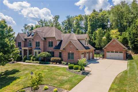 805 Chapel Hill Ct., Pine Grv Mls, PA 15044