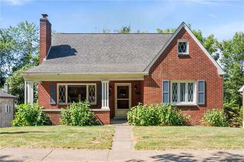 212 Avenue L, Hillsboro, PA 15221