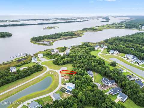200 Seagrass Court, Holly Ridge, NC 28445