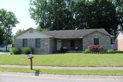 108 Esther Drive, Lewisburg, OH 45338