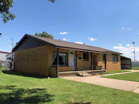 1608 Amarillo Street, Wellington, TX 79095