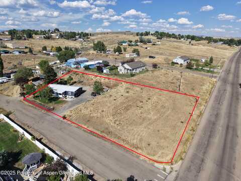 733 Prairie Avenue, Craig, CO 81625