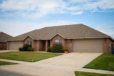 1002 SW Quartz RD, Bentonville, AR 72712