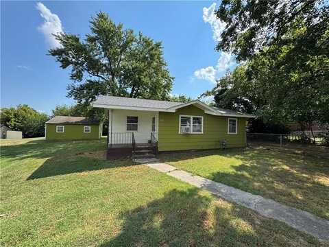 117 E Russell ST, Goodman, MO 64843