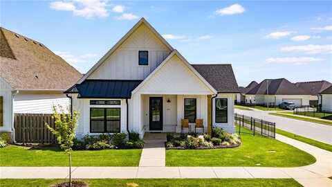 6847 Garden Trail AVE, Springdale, AR 72762