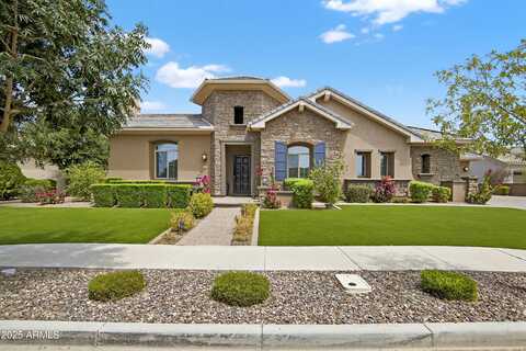 2040 E ARIS Drive, Gilbert, AZ 85298