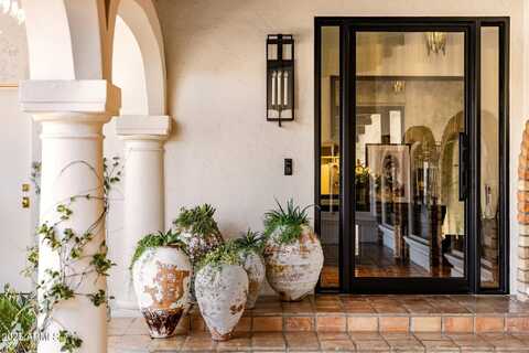 8119 E FOOTHILLS Drive, Scottsdale, AZ 85255