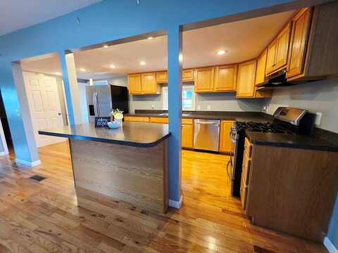 602 Ballard st, CRAB ORCHARD, WV 25878