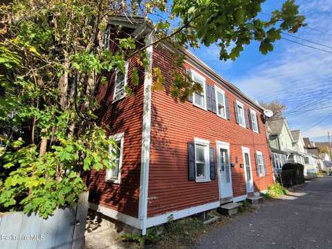 11 Weber St, Adams, MA 01220