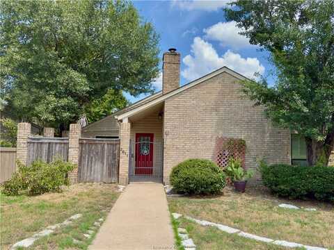2611 Rustling Oaks Drive, Bryan, TX 77802