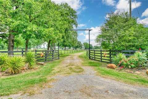 2266 Dutton Lane, Madisonville, TX 77864